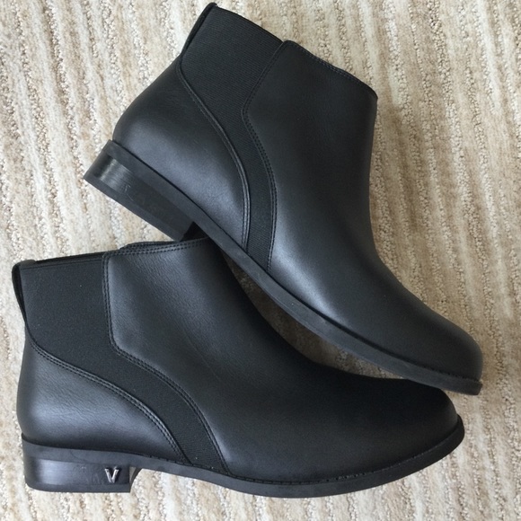 vionic thatcher ankle boot
